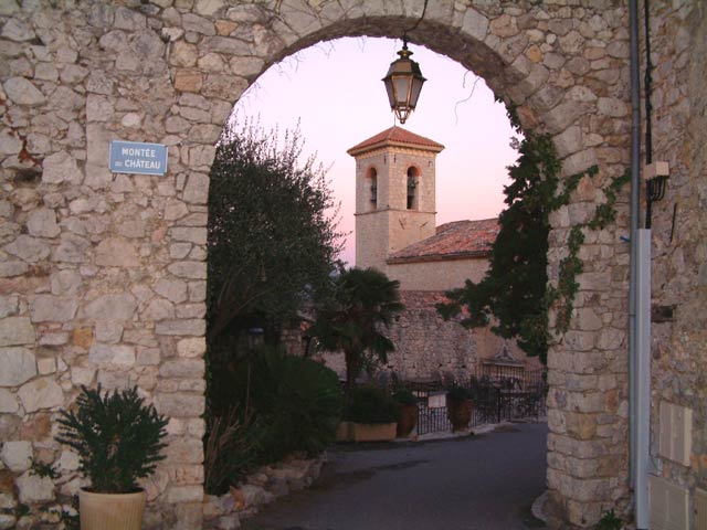 Au fond l'glise