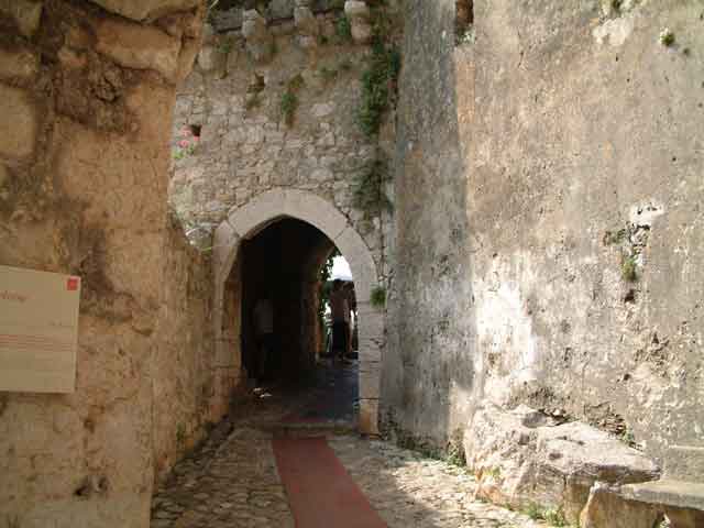 eze