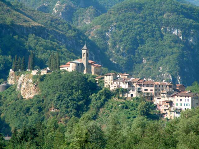Lantosque dans son environnement