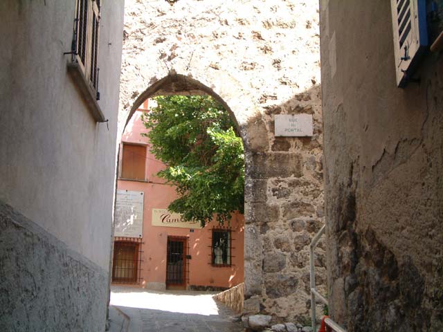 La rue du Portal