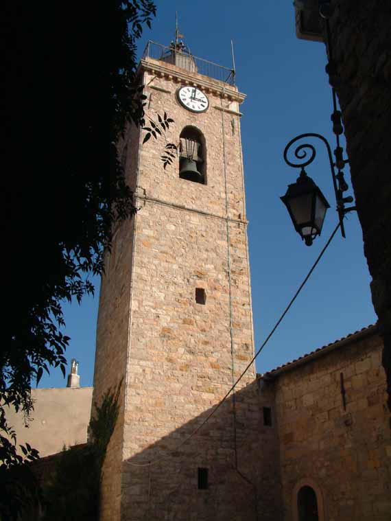 Le campanile de l'glise Saint-Jacques le Majeur