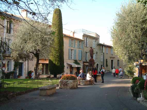 La place du commandant Lamy