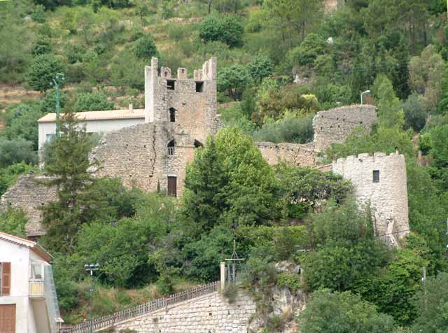 Les ruines du chteau