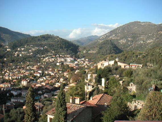 Le nouveau village vue du chteau